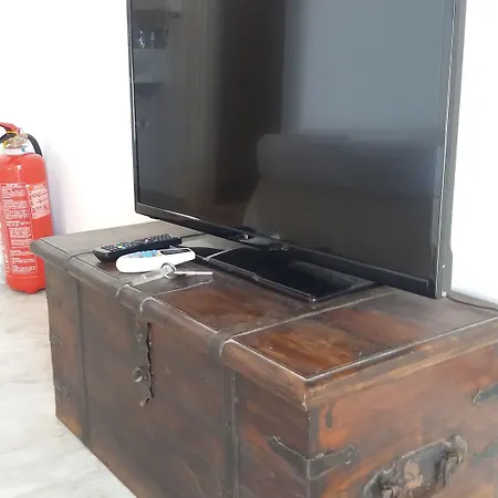 マノス ルームズ Mykonos Town