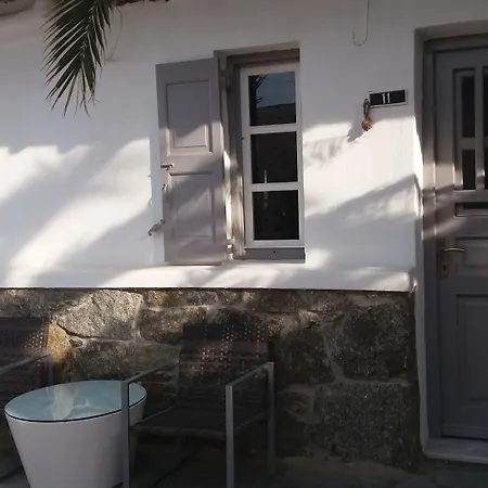 マノス ルームズ 3* Mykonos Town