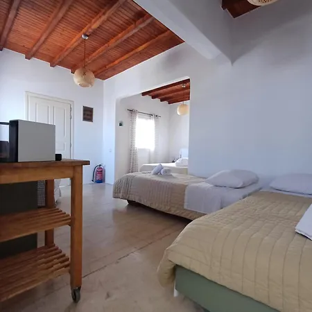 Hotel apartamentowy Manos