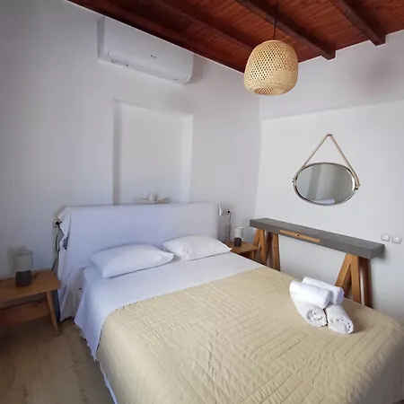 Hotel apartamentowy Manos