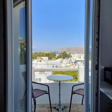 Hotel apartamentowy Manos 3*