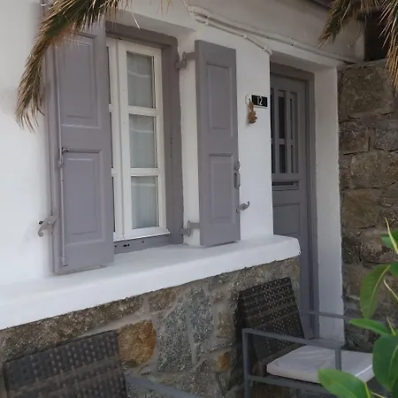 マノス ルームズ 4* Mykonos Town