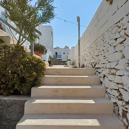 マノス ルームズ 4* Mykonos Town