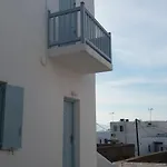 Manos Apartahotel